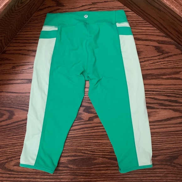 Lululemon Green Heat It Up Crop Size 6 - Picture 4 of 5